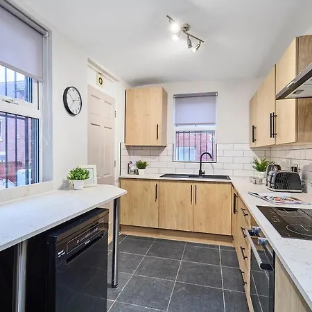 Ferienhaus 6 Bedroom, 6 Bathroom In Headingley, *